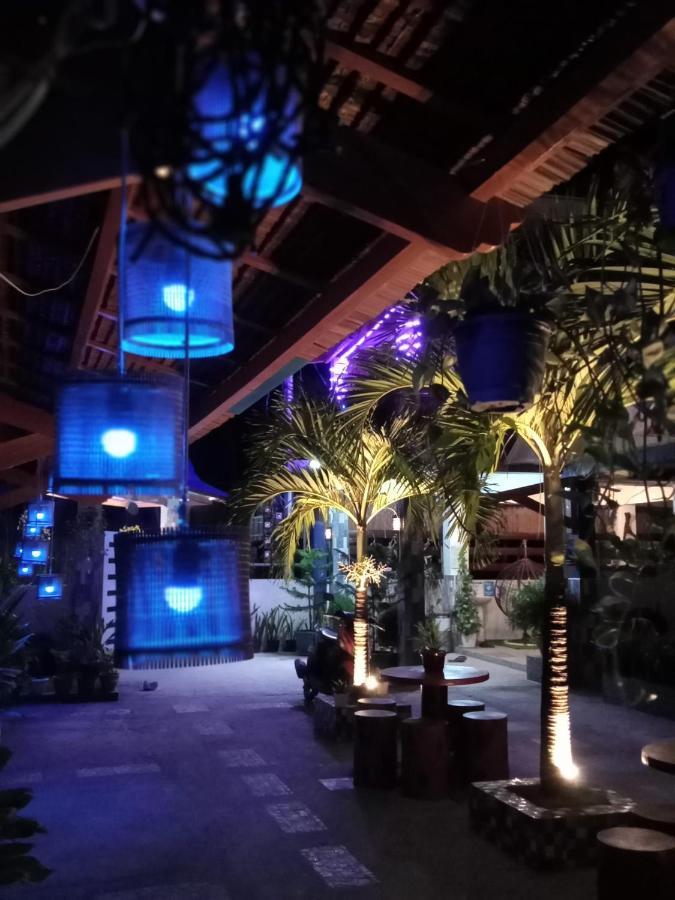 Foxtail Guesthouse Siargao ゼネラル・ルナ エクステリア 写真